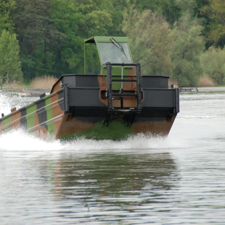 VEDETTE F2 – WORK BOAT