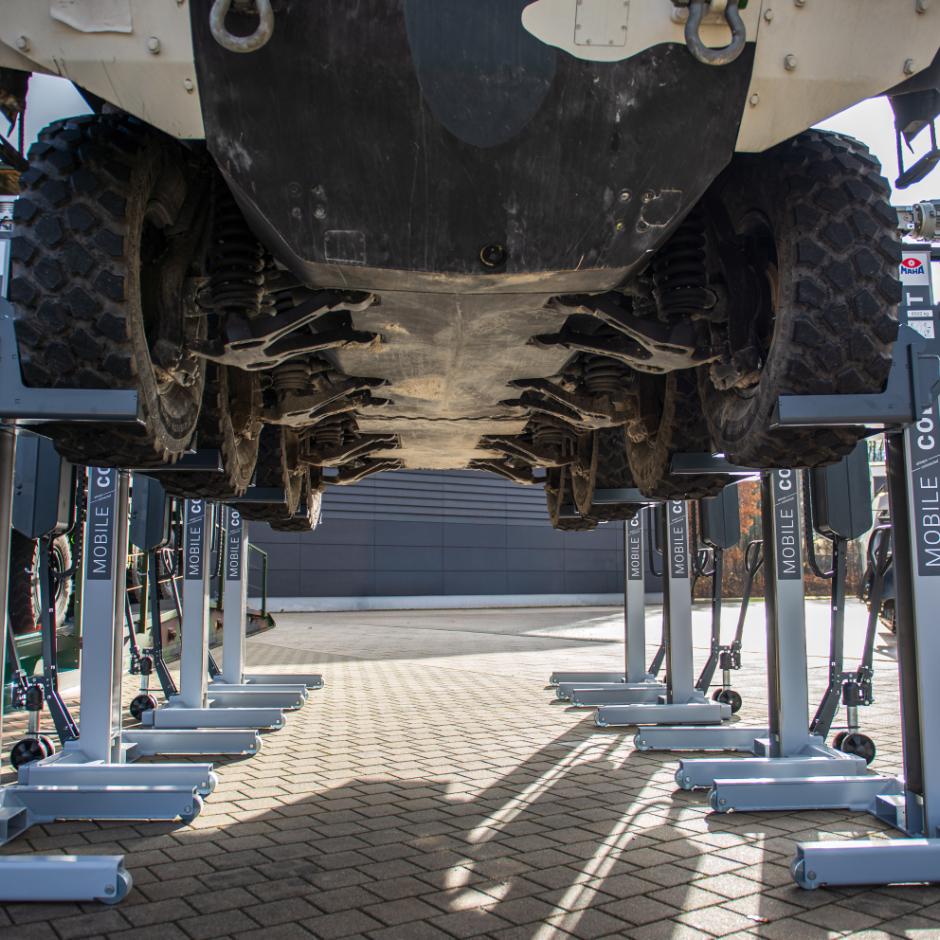 MAHA Mobile column lift
