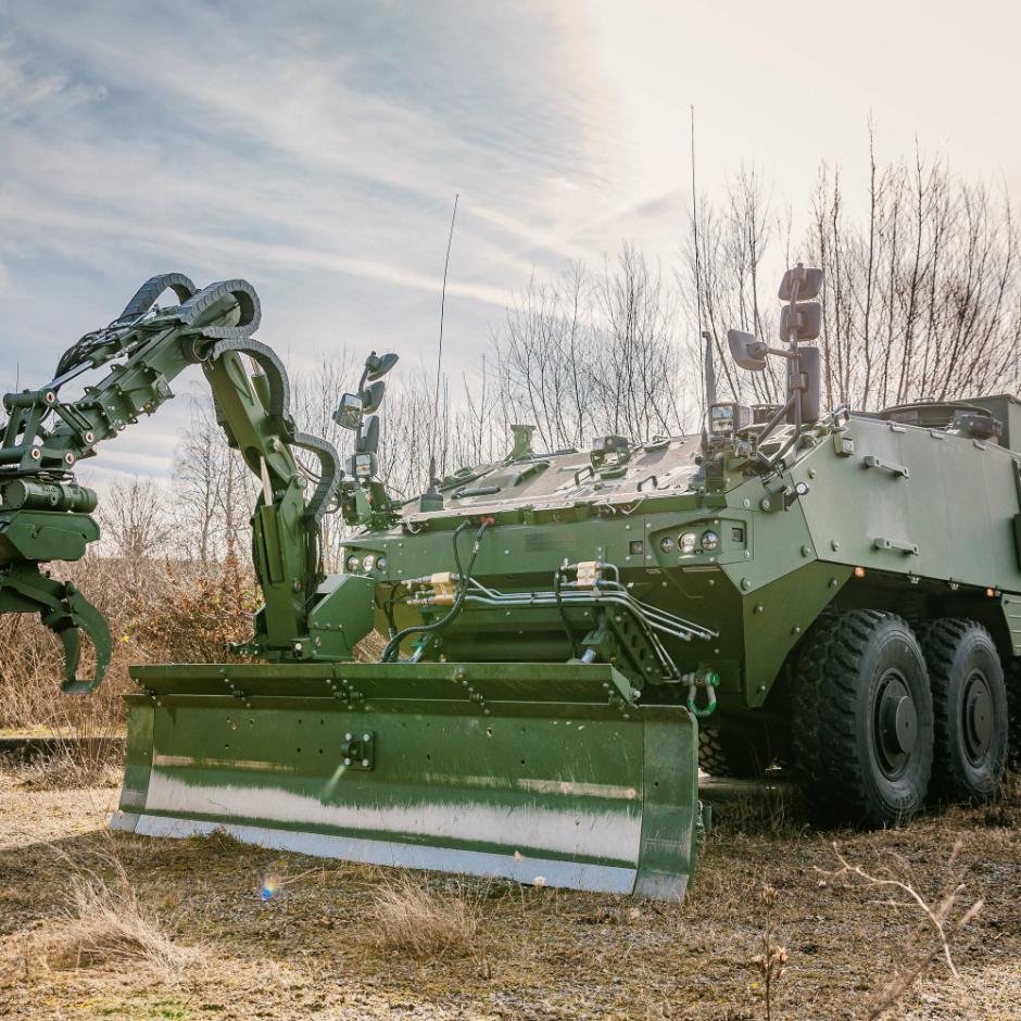 Dozer Blade with Manipulator